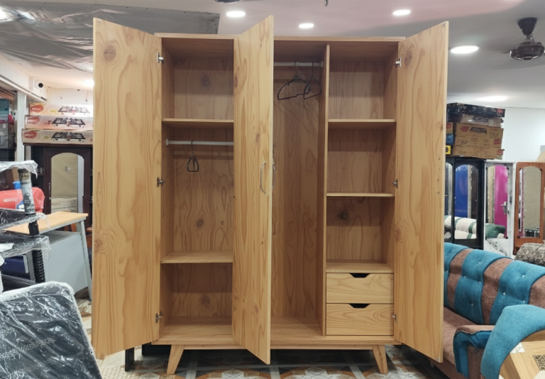 Flywood 3 Door Bureau